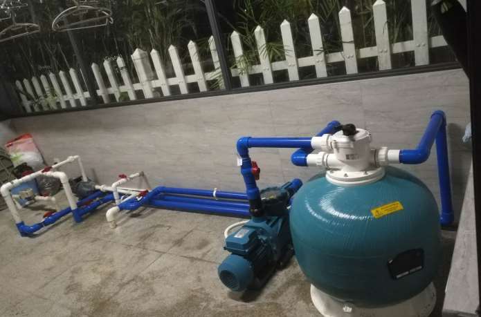 ?？诿酪晞e墅B3棟魚(yú)池過(guò)濾設(shè)備安裝工程